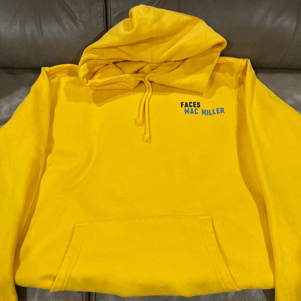 Mac Miller Yellow Faces Graphic Hoodie NEW Never Worn Size Small